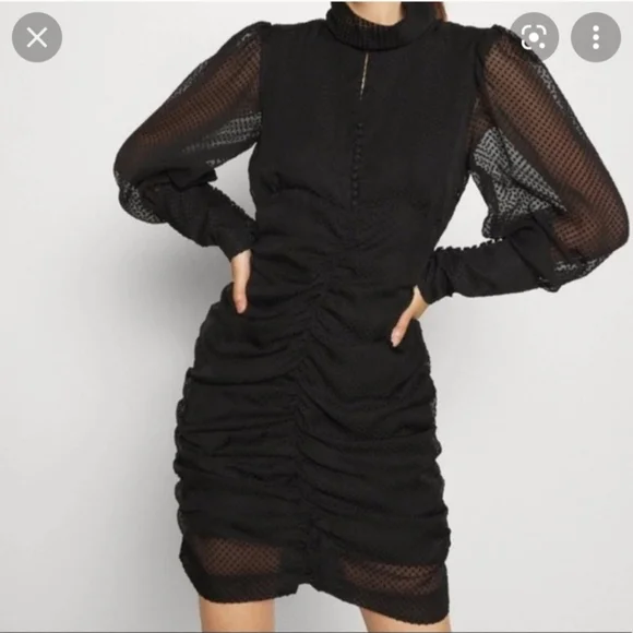 NWT HOUSE OF HARLOW 1960 Black Ruched Mini Dress in Size 6 - Picture 10 of 10